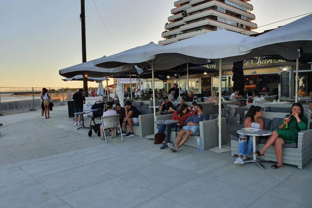 Studio Cabines 6 Couchages 150 M De La Plage Et A Quelques Secondes Des Commerces Wifi Gratuit La Grande Motte Exteriér fotografie