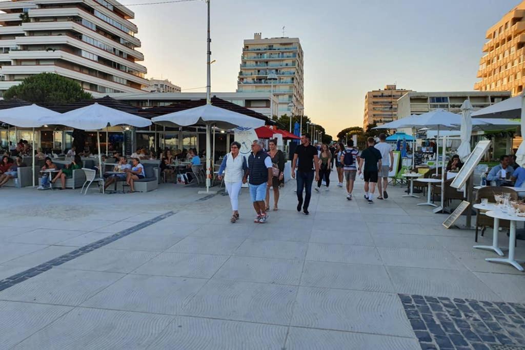 Studio Cabines 6 Couchages 150 M De La Plage Et A Quelques Secondes Des Commerces Wifi Gratuit La Grande Motte Exteriér fotografie